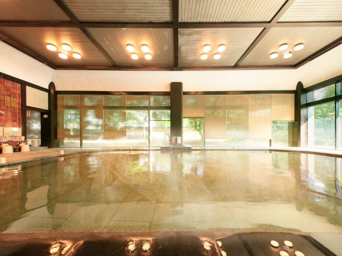 Отель Yamashiro Onsen Miyabi No Yado Kaga Hyakumangoku Экстерьер фото