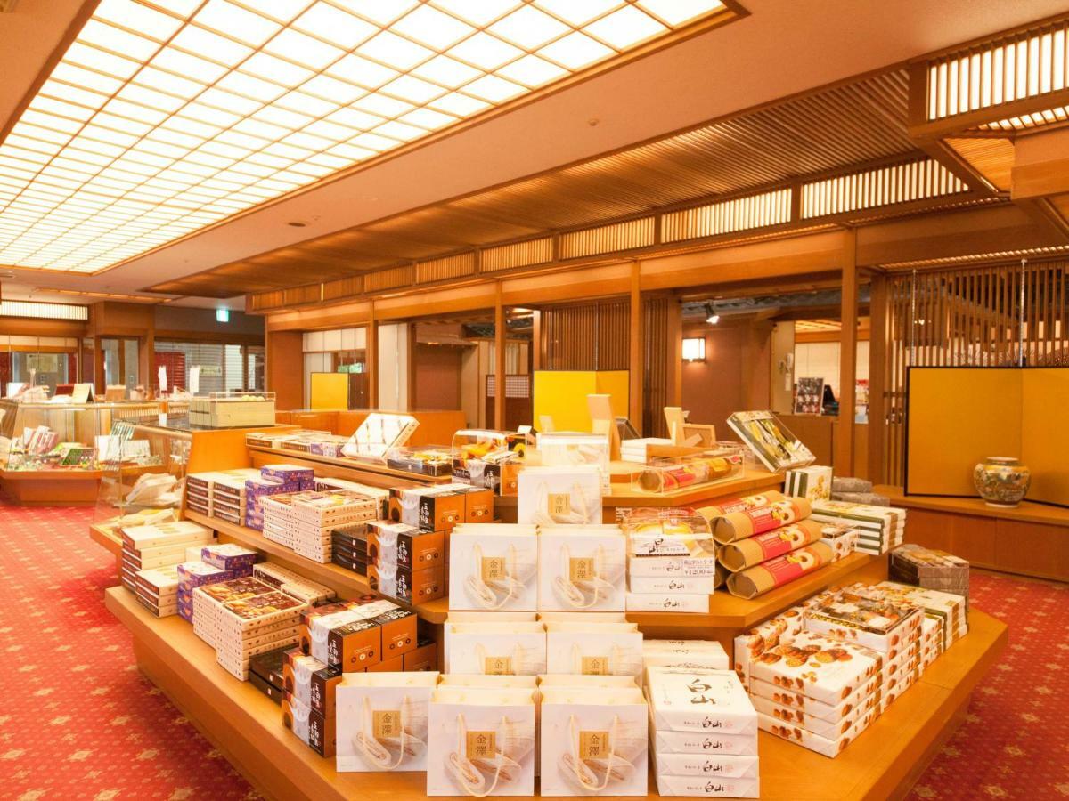 Отель Yamashiro Onsen Miyabi No Yado Kaga Hyakumangoku Экстерьер фото