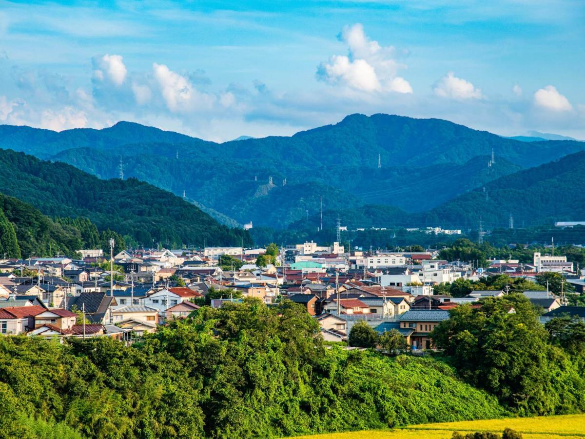 Отель Yamashiro Onsen Miyabi No Yado Kaga Hyakumangoku Экстерьер фото